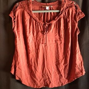 Short sleeve Forever 21 blouse